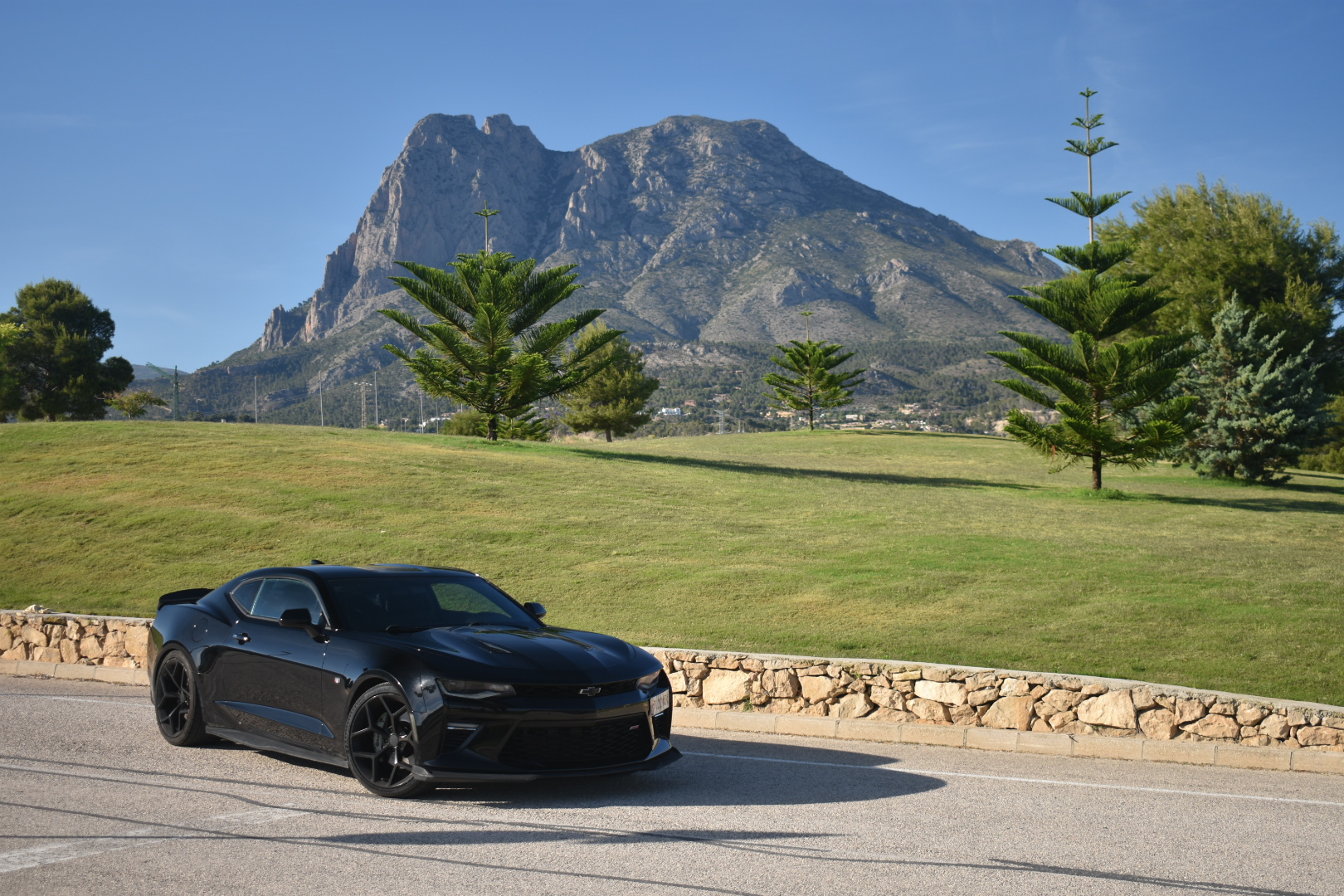 Chevrolet Camaro V8 SS 6.2L rental in Benidorm, Costa Blanca 2