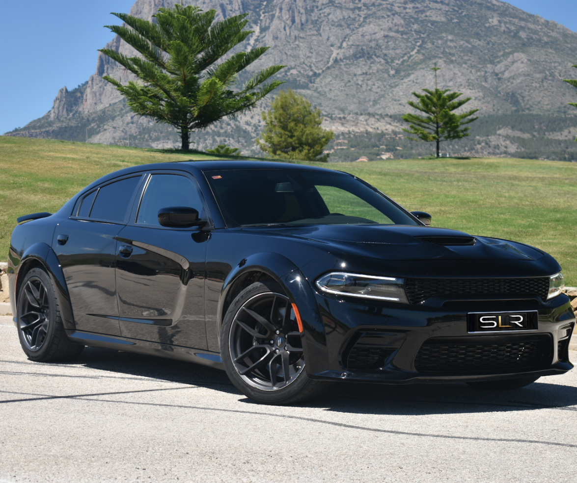 Dodge Charger Scat Pack 6.4L V8 rental in Benidorm, Costa Blanca 2
