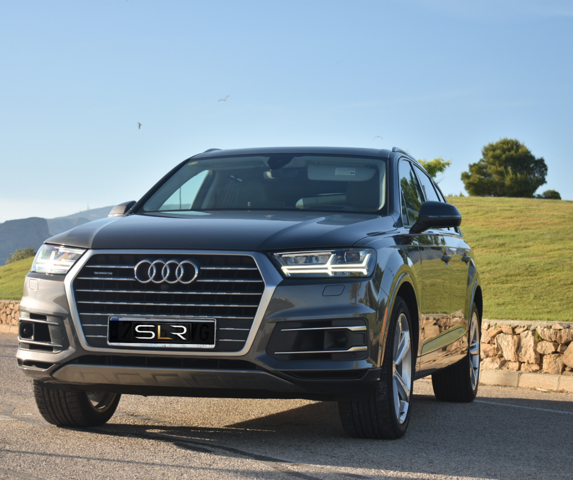 Audi Q7 quattro 3.0T 345hp 7.seater rental in Benidorm, Costa Blanca 3